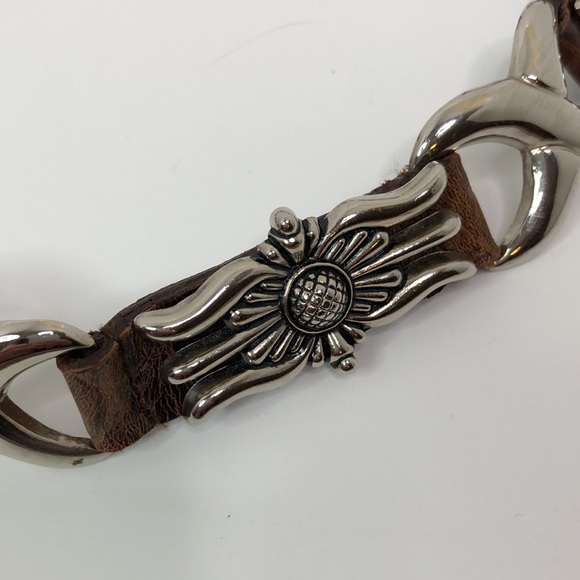 Captiva Collectibles leather and metal belt - Picture 4 of 8